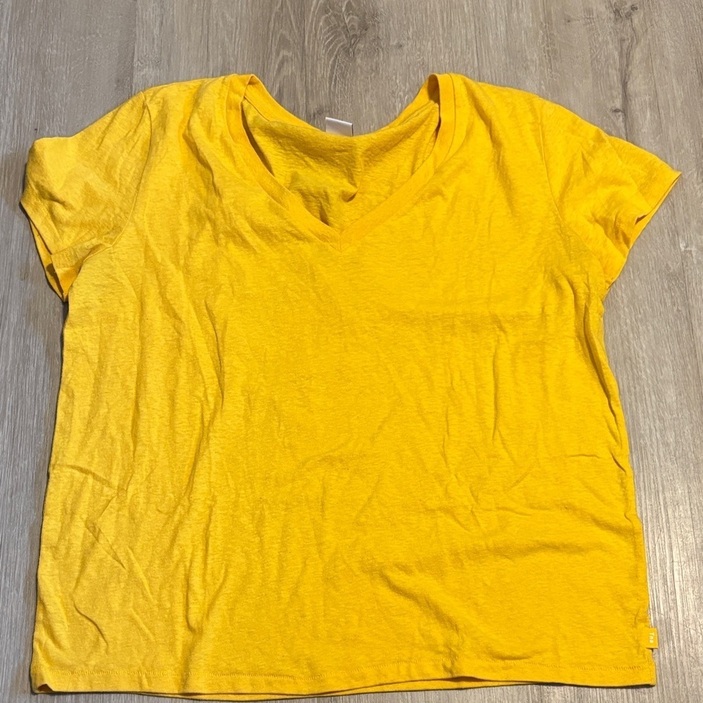 TNA Bright Yellow V-Neck Short Sleeve Tee